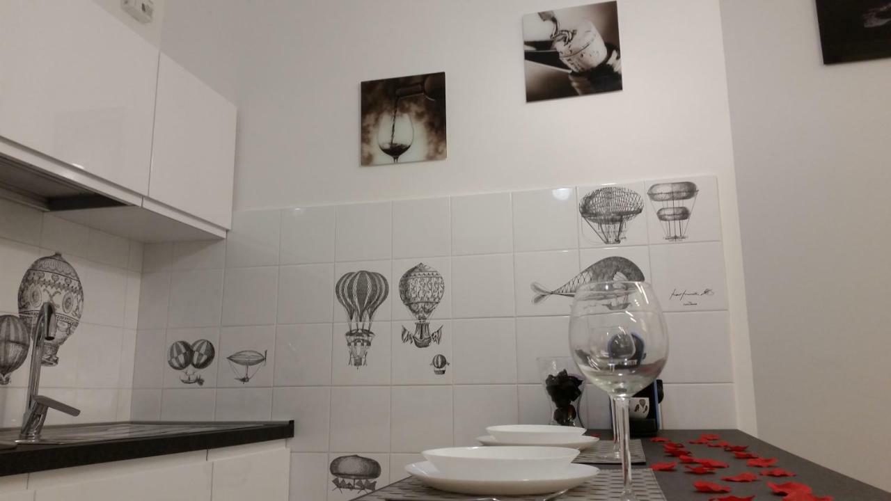 Appartamento La Mongolfiera Napoli Esterno foto